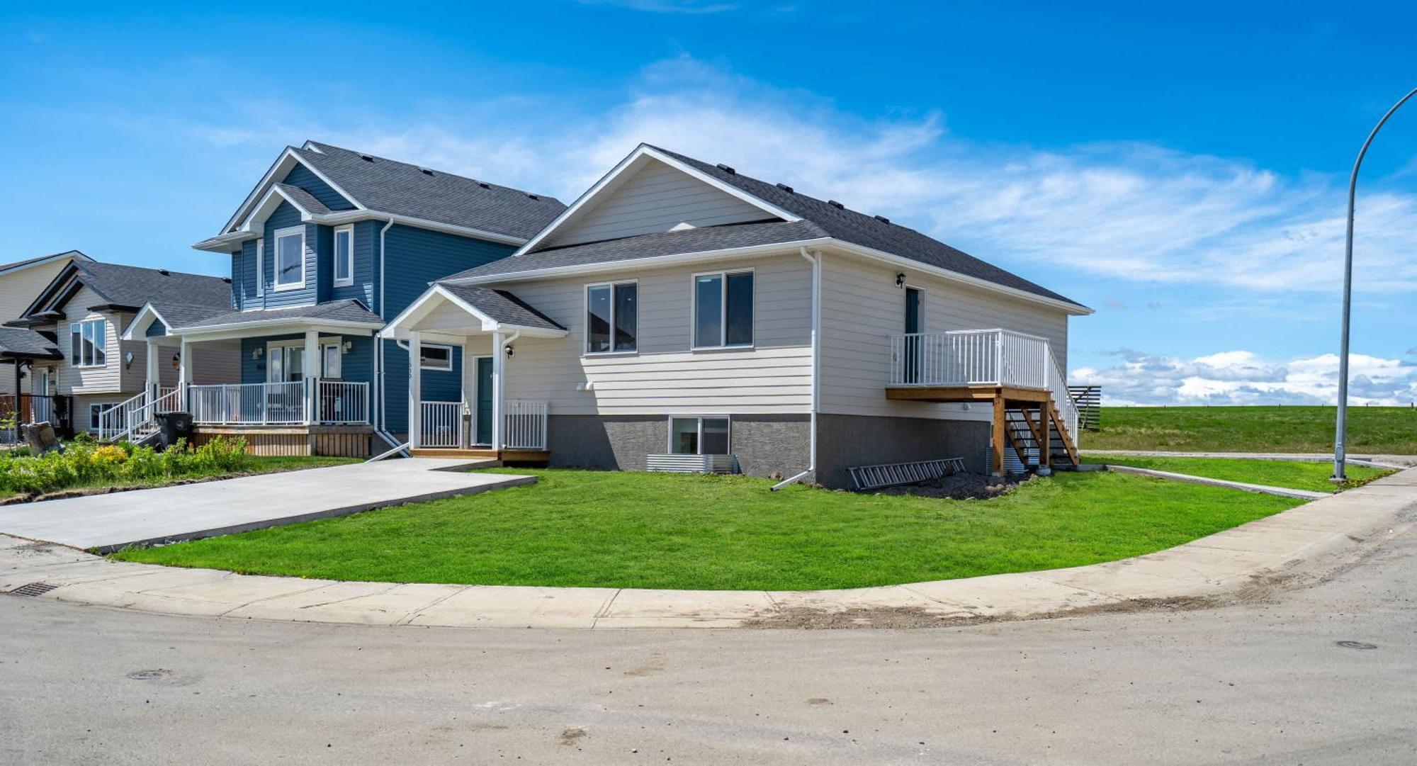 Livingston Way I Sleep 6 I Netflix I Kitchen I Tv Villa Pincher Creek Exterior photo