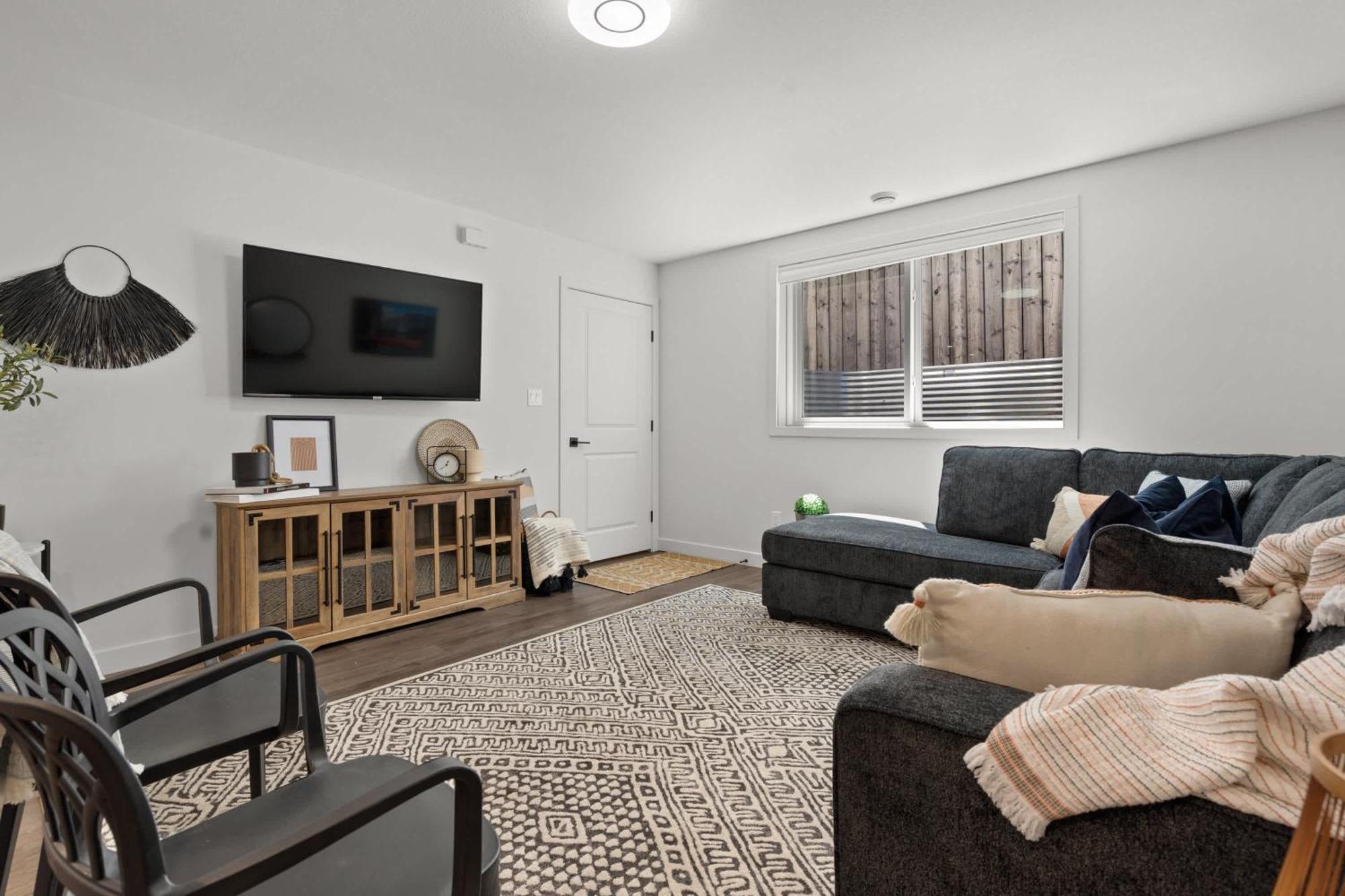 Livingston Way I Sleep 6 I Netflix I Kitchen I Tv Villa Pincher Creek Exterior photo